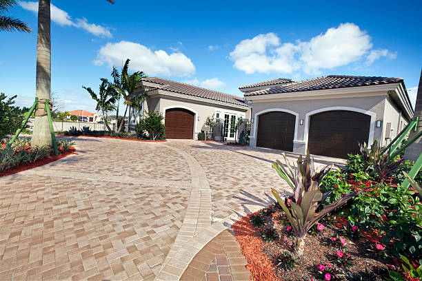 Best Driveway Paving Contractor  in Rockdale, TX